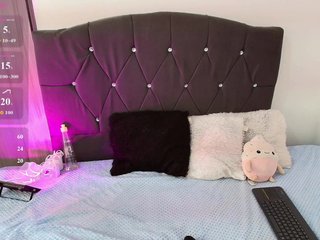 Danna-Velvet Porn Show