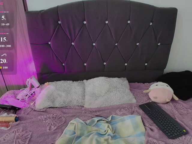 Danna-Velvet live cam on BongaCams