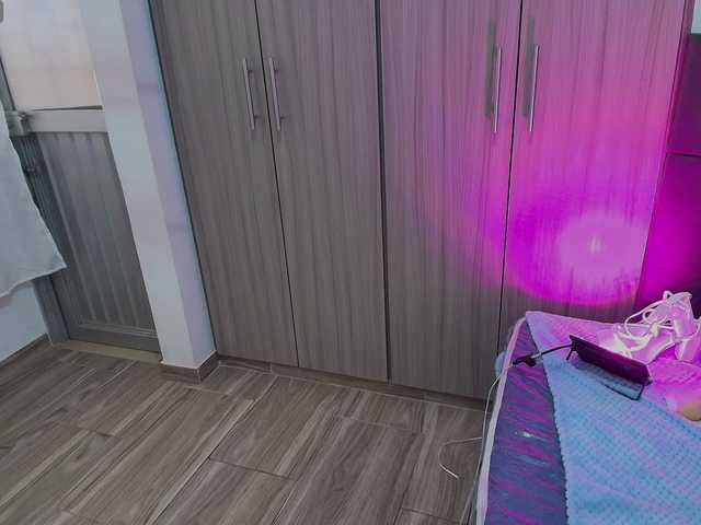 Danna-Velvet live cam on BongaCams