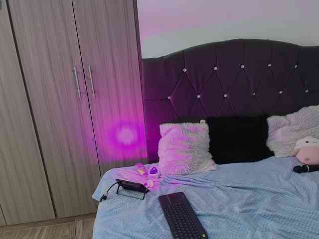 Danna-Velvet webcam