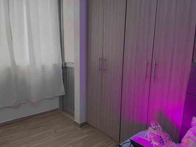 Danna-Velvet webcam