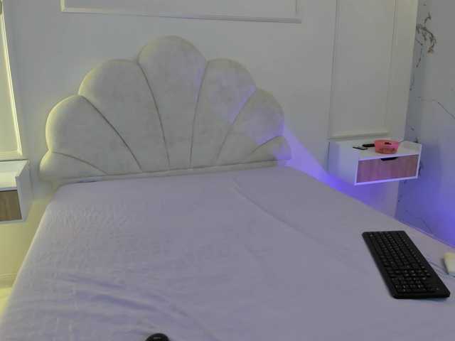 Marirousel live cam on BongaCams
