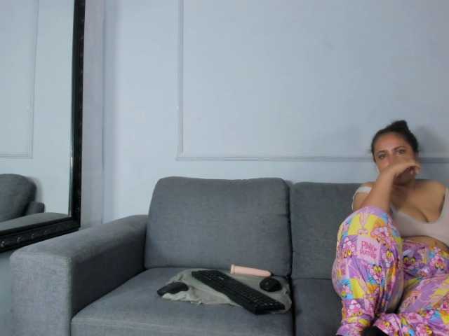 Marirousel live cam on BongaCams
