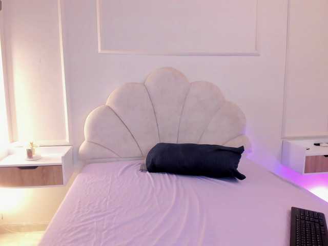Marirousel live cam on BongaCams