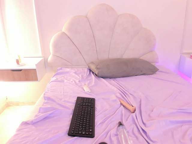 Marirousel live cam on BongaCams