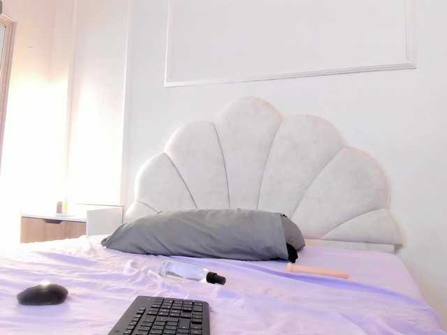 Marirousel live cam on BongaCams