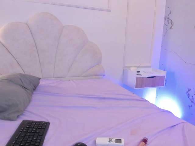 Marirousel live cam on BongaCams
