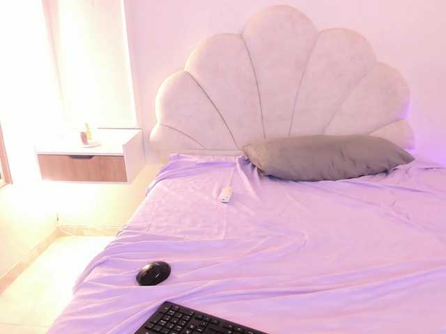 Marirousel live cam on BongaCams