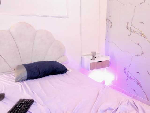 Marirousel live cam on BongaCams