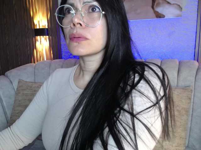 SrtaJennCroft live cam on BongaCams