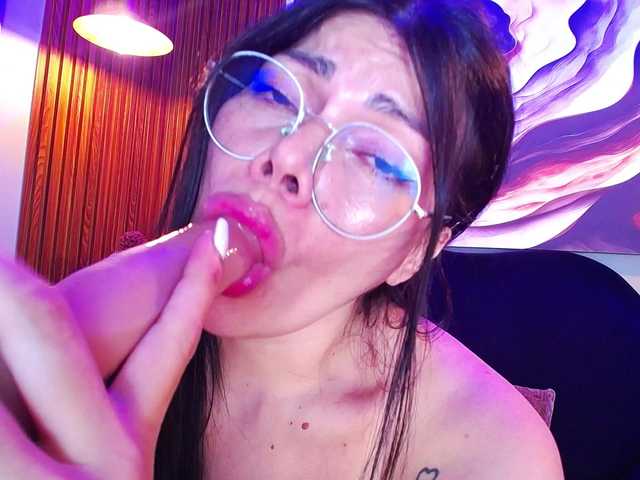 SrtaJennCroft live cam on BongaCams