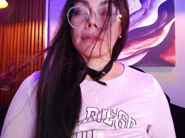 SrtaJennCroft live cam on BongaCams