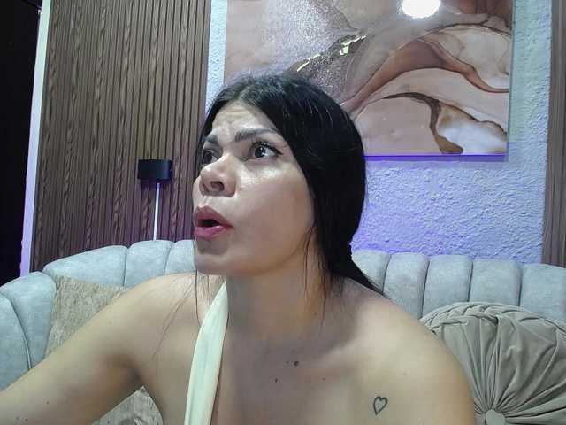 SrtaJennCroft live cam on BongaCams