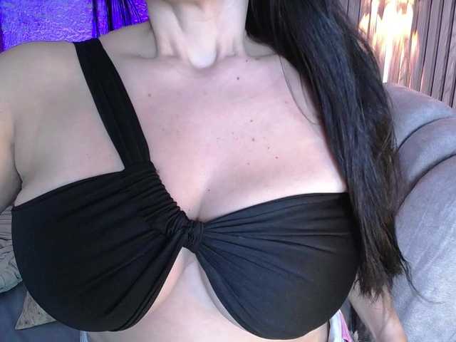 SrtaJennCroft live cam on BongaCams