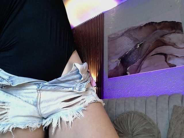 SrtaJennCroft live cam on BongaCams