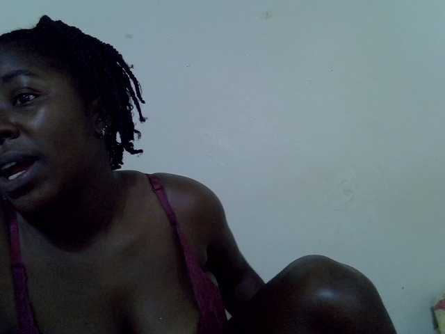 Sexy-molly live cam on BongaCams