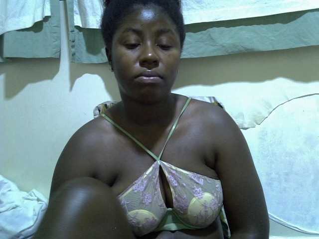 Sexy-molly live cam on BongaCams