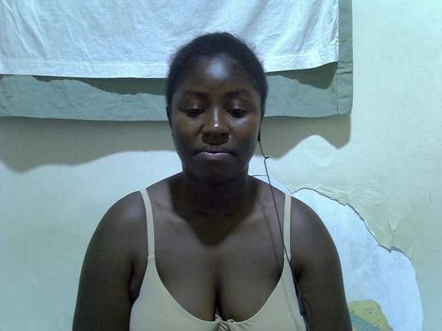 Sexy-molly live cam on BongaCams