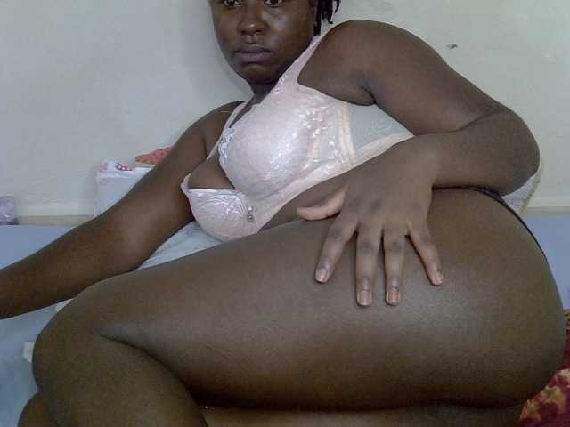 Sexy-molly live cam on BongaCams