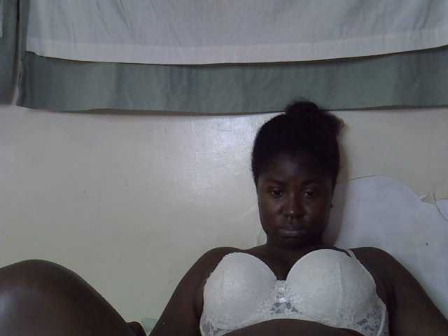 Sexy-molly live cam on BongaCams