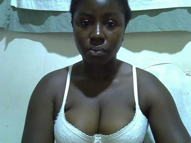 Sexy-molly live cam on BongaCams