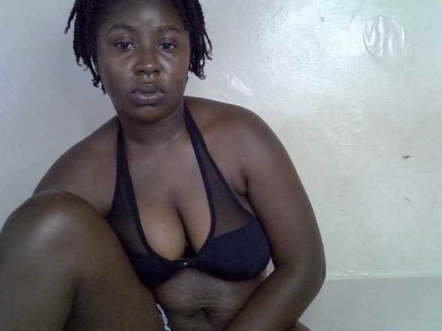 Sexy-molly live cam on BongaCams