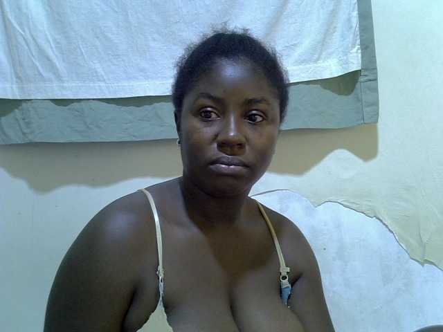 Sexy-molly live cam on BongaCams