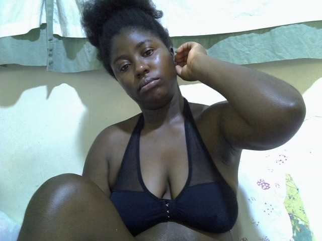 Sexy-molly live cam on BongaCams
