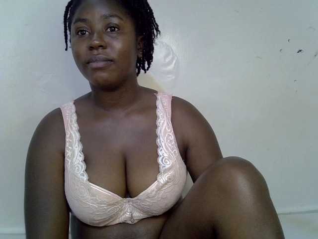 Sexy-molly live cam on BongaCams