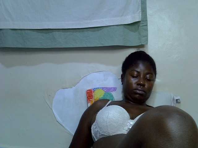 Sexy-molly live cam on BongaCams