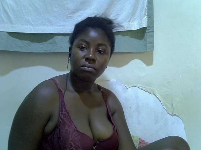Sexy-molly live cam on BongaCams