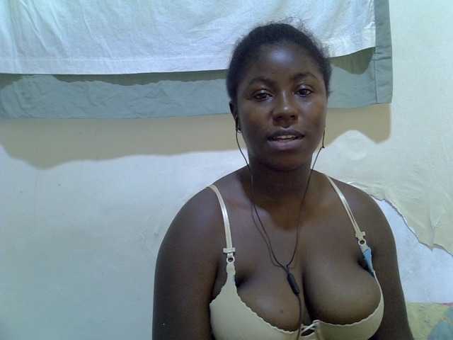 Sexy-molly live cam on BongaCams