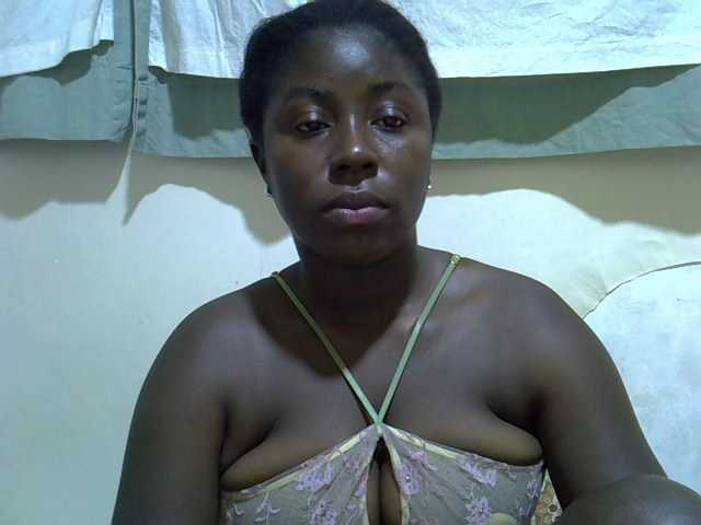 Sexy-molly live cam on BongaCams