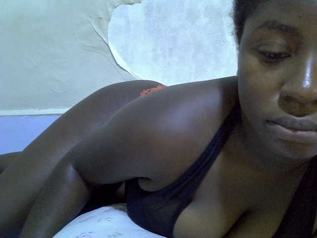 Sexy-molly live cam on BongaCams