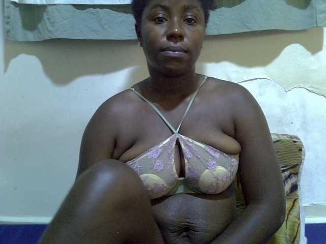 Sexy-molly live cam on BongaCams