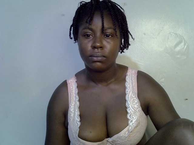 Sexy-molly live cam on BongaCams