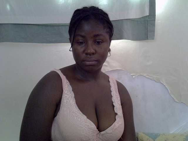 Sexy-molly live cam on BongaCams