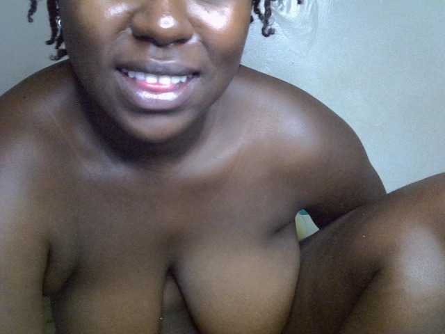 Sexy-molly live cam on BongaCams