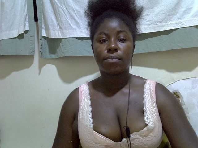 Sexy-molly live cam on BongaCams