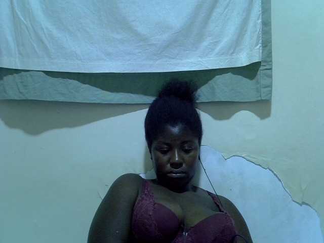 Sexy-molly live cam on BongaCams