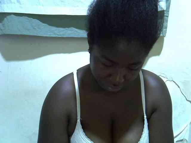 Sexy-molly webcam