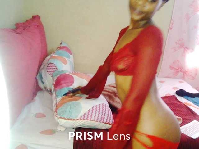 Zuluhoneyxo live cam on BongaCams