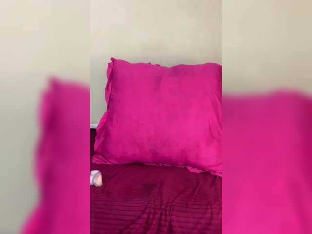 Zuluhoneyxo live cam on BongaCams