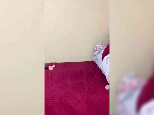 Zuluhoneyxo webcam
