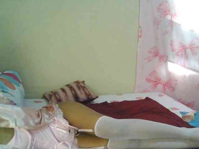 Zuluhoneyxo webcam