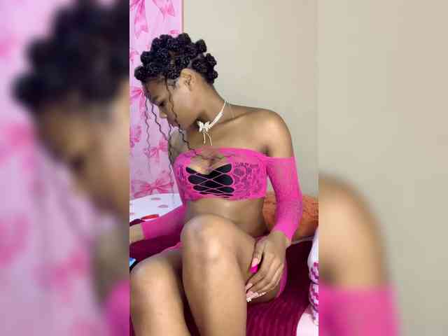 Zuluhoneyxo webcam