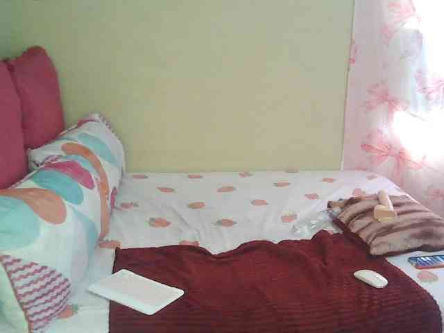 Zuluhoneyxo webcam