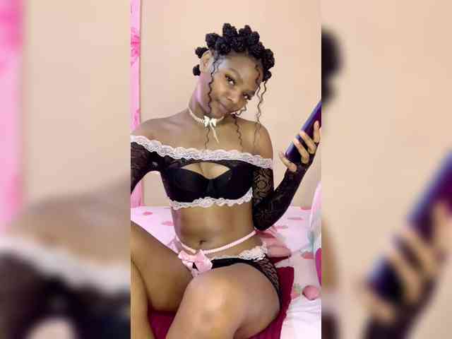 Zuluhoneyxo webcam