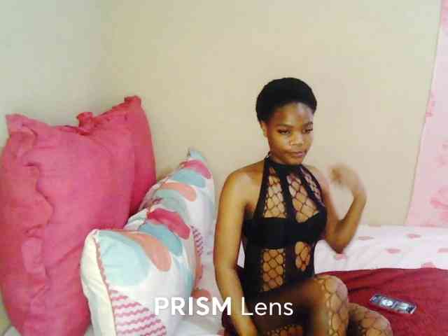 Zuluhoneyxo webcam