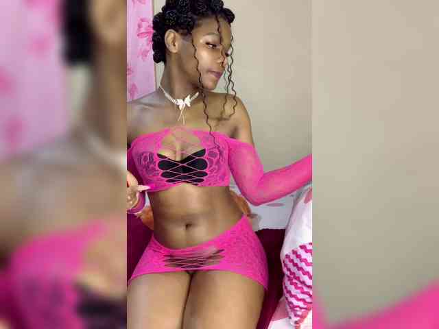 Zuluhoneyxo webcam